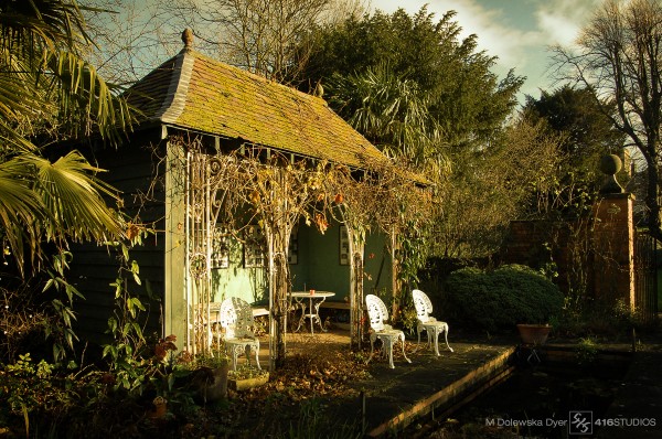 Wantage Oxfordshire Oxford England garden oriental garden Indian garden photo manipulation